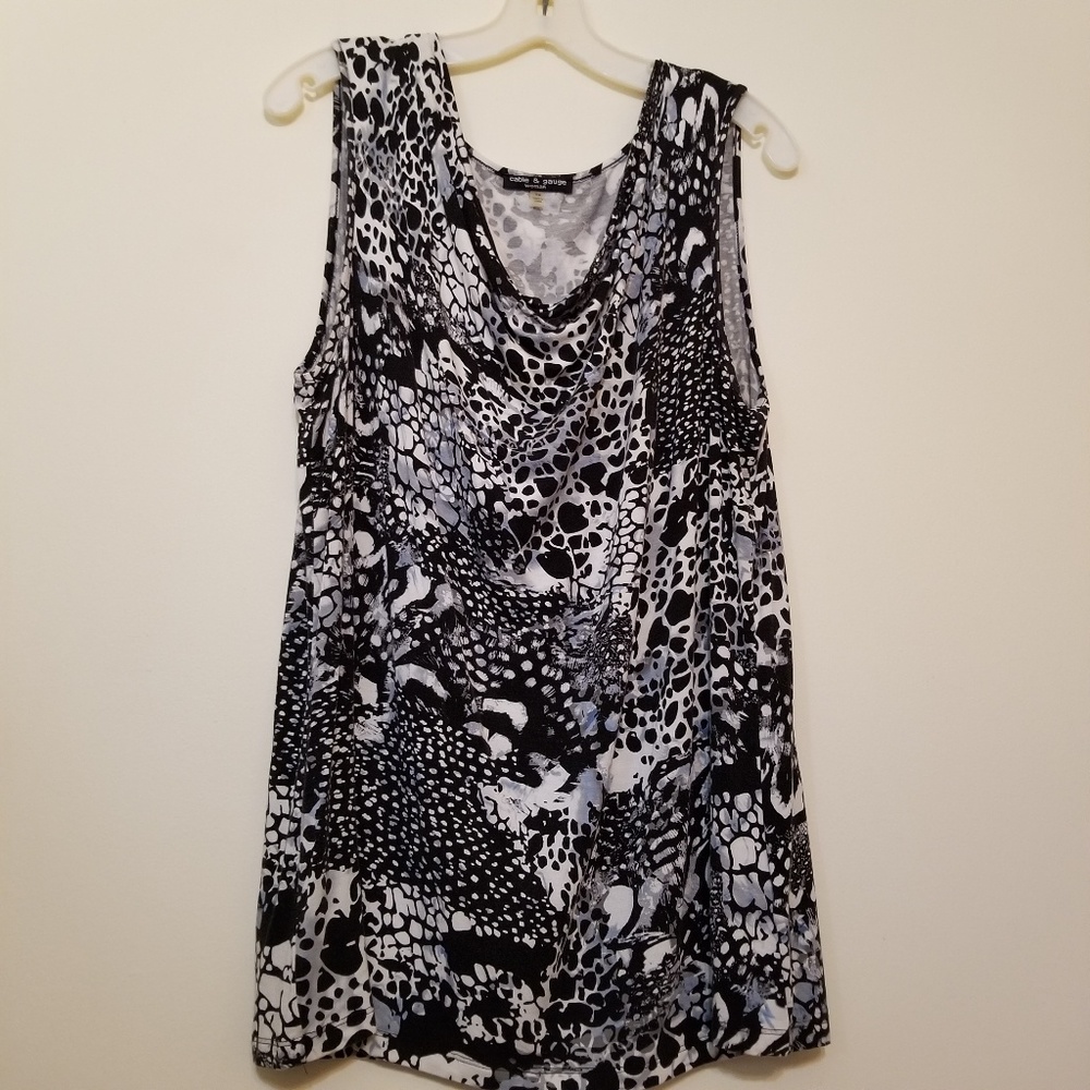 Cable & Gauge Black White Gray Sleeveless Top